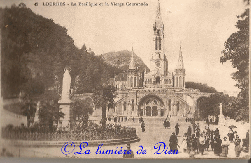 Lourdes : la basilique du Rosaire