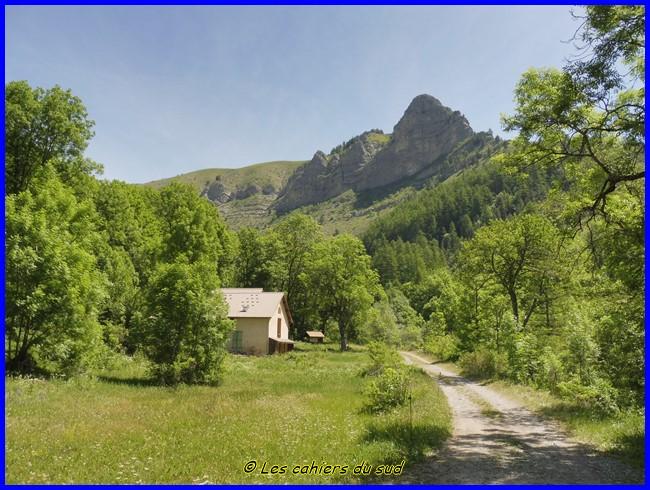 Devoluy, le sentier des Bans