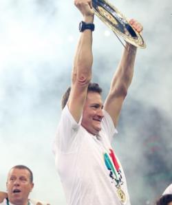 MARTINEZ Olivier Champion d'Algérie 2023-2024 avec le MC Alger