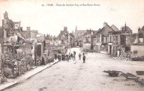 HAM - Place du Général Foy et Rue Notre Dame