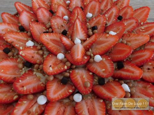 Tarte aux fraises & crème pralinée 