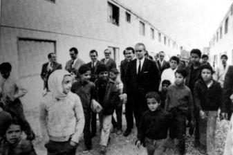 En finir avec les bidonvilles. Immigration et politique du logement dans la France des Trente Glorieuses