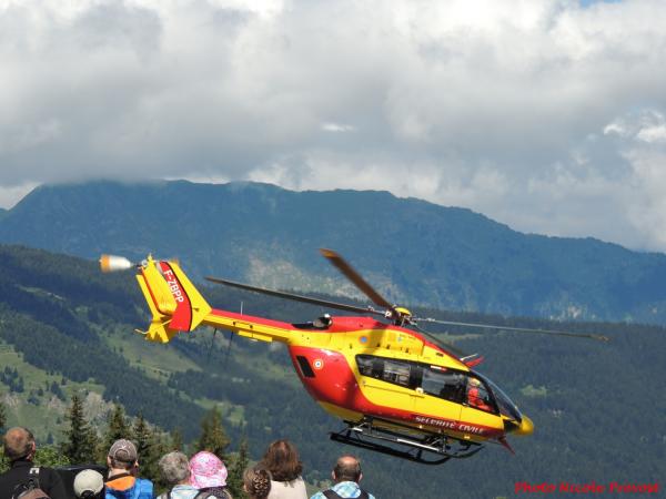 Le meeting aérien de Méribel, vu par Nicole Prévost...