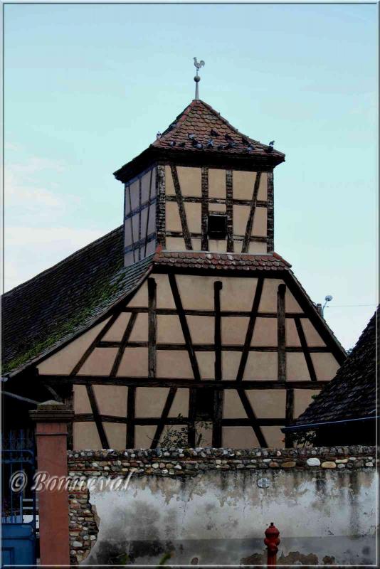 Pigeonnier à pans de bois Logelheim Haut-Rhin
