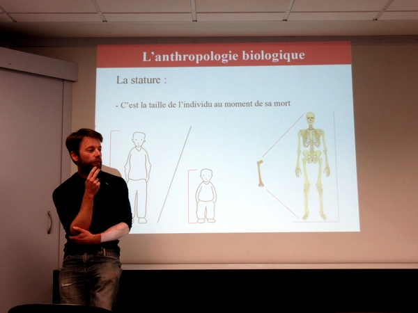 Des séances d'archéo-anthropologie  ont eu lieu au Musée du Pays Châtillonnais-Trésor de Vix durant les vacances de printemps 2019