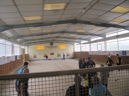 FAUCON 84 - 16 Quadrettes le 8 Mai 2012