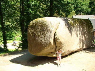 roche-tremblante-huelgoat14.JPG