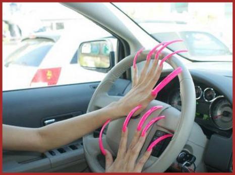 LES ONGLES 