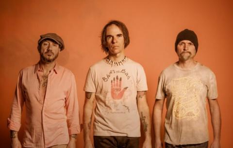 MOONIN DOWN - Les détails du nouvel album The Third Planet ; Clip "Dark Sky"