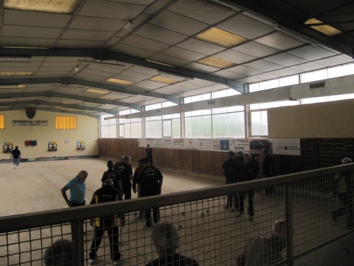 FAUCON 84 - 16 Quadrettes le 8 Mai 2012