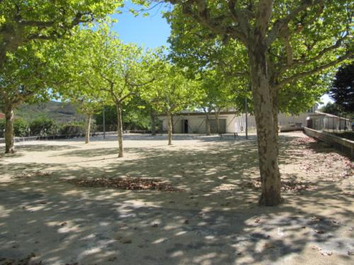 BOULODROME MUNICIPAL VILLENEUVE DE BERG