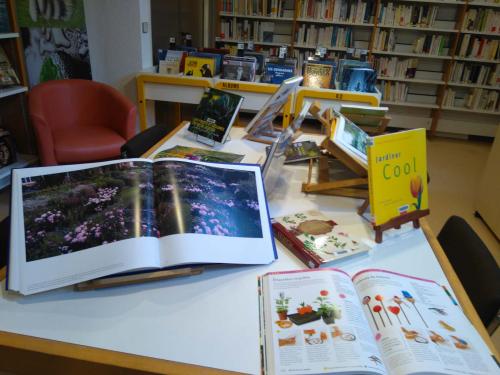 Jardins et Voyages des beaux livres à la bib