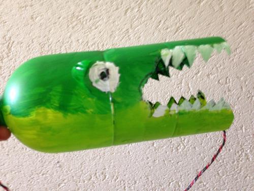 Bilboquet en pet