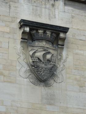 Sur les traces d'Hector Guimard à Auteuil avec Générations 13