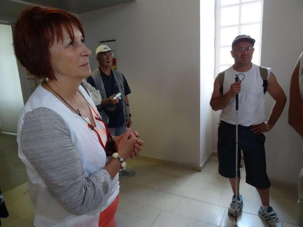 Un groupe de mal-voyants a visité le Musée du Pays Châillonnais-Trésor de Vix
