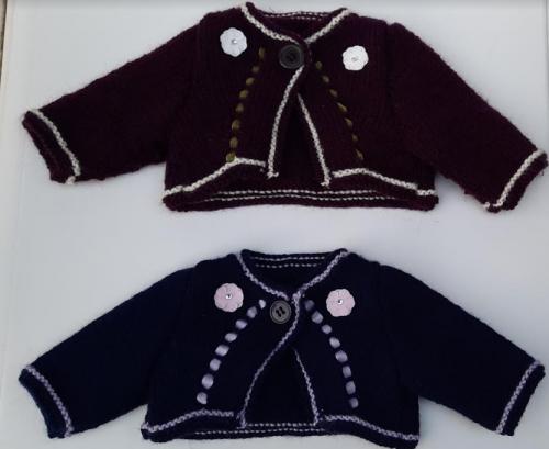 Rolande a réalisé à nouveau le cardigan-boléro