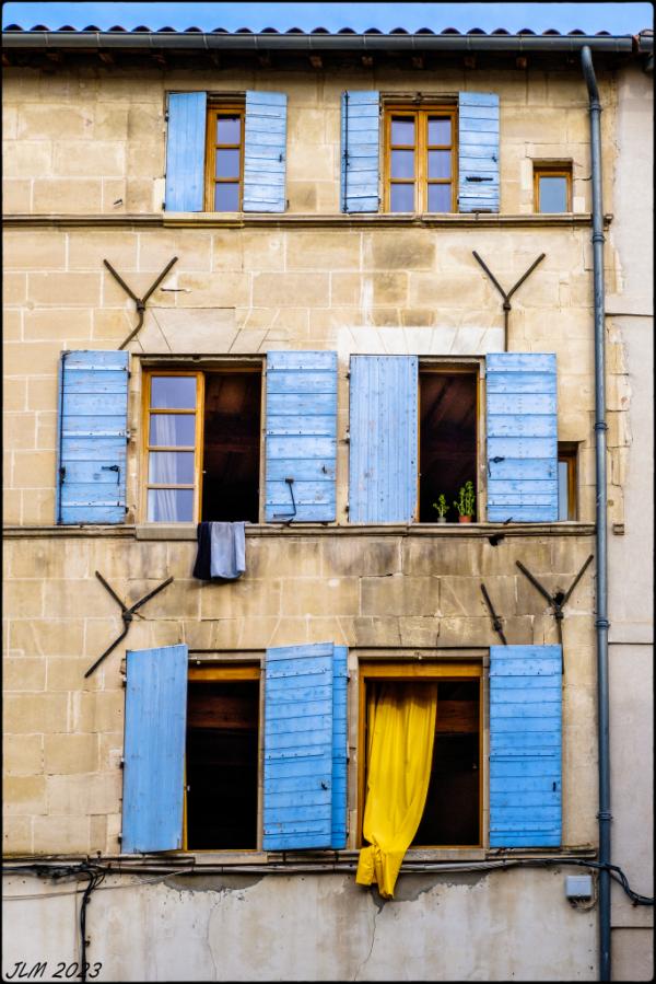 le Rideau Jaune !