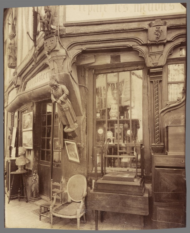 Atget Paris Compigne Vielle Maison rue des Lombards 610x750 Le Paris de 1900 par Atget 