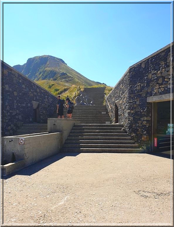 939 - Grimpette au Puy Mary dans le Cantal (19)