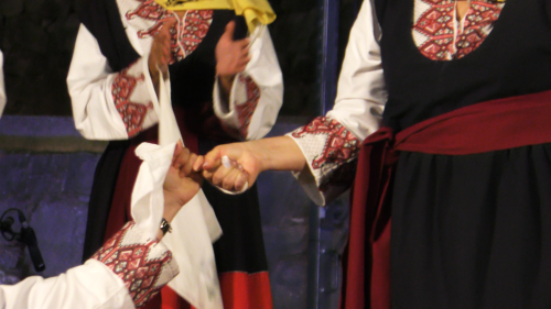 Le balcon posé sur la mer (41-2) à Χίος. Le balcon dansant 3. Ικαρία & Πελοπόννησος