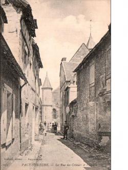 LES REMPARTS DE PACY-SUR-EURE (Eure)