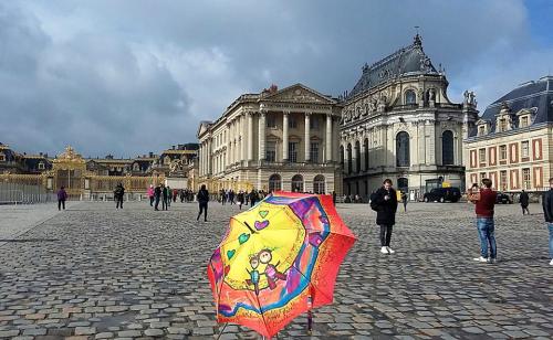 Promenons-nous, sous le soleil et la pluie... 