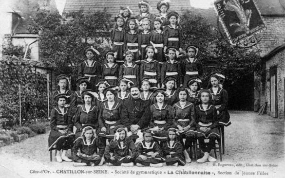 Quelques cartes postales anciennes de la Châtillonnaise Gymnastique