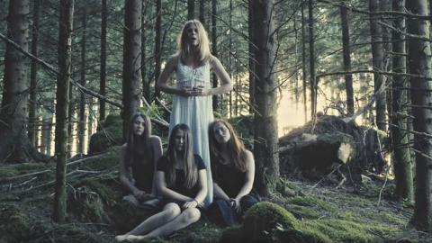 MYRKUR - "Ulvinde" (Clip)