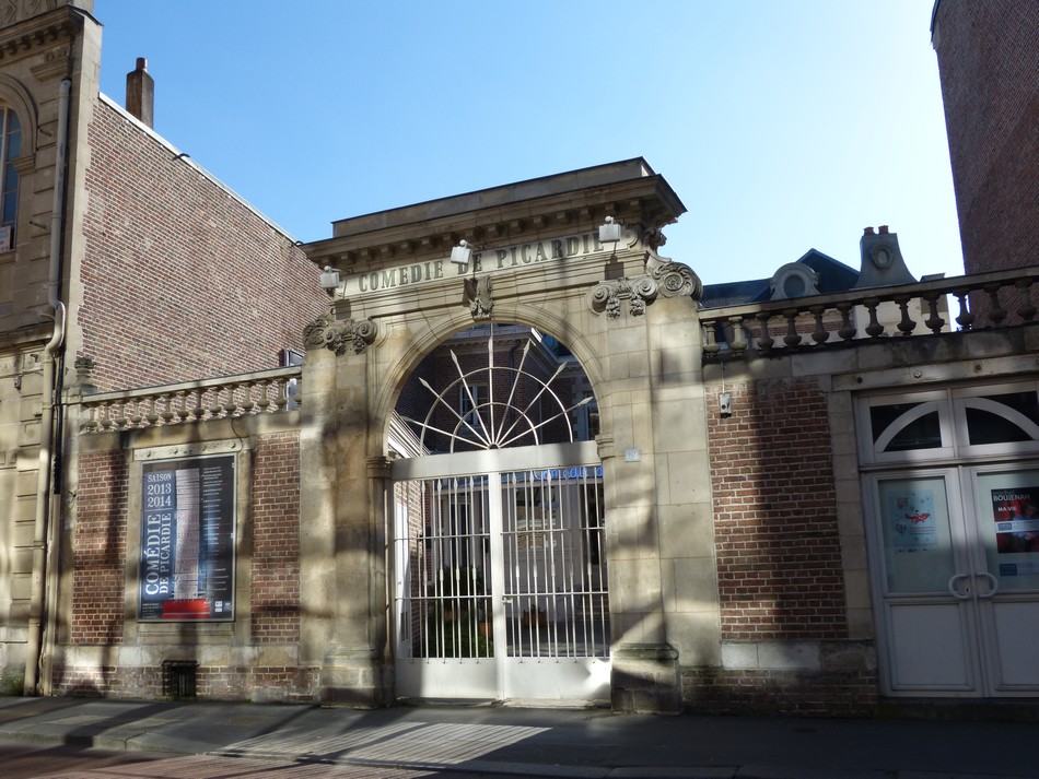 Les aventures de Lapin Blanc (suite)