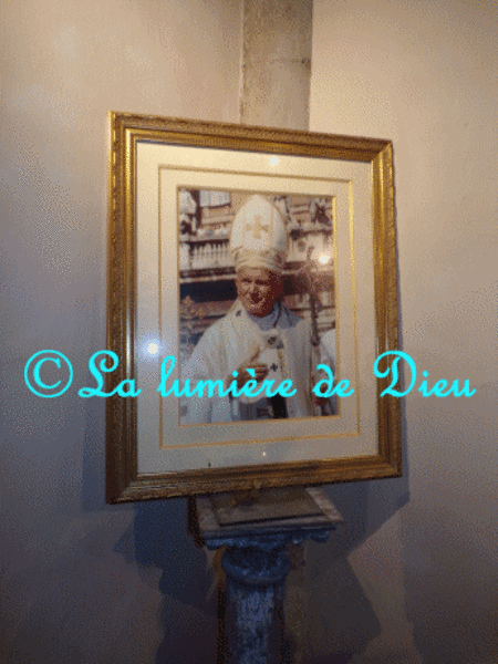 Prière pour obtenir des grâces par l'intercession du serviteur de Dieu le Pape Jean-Paul II