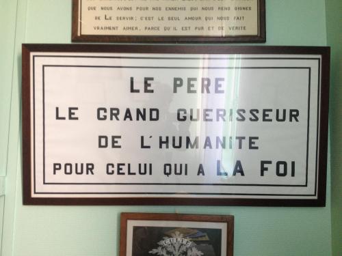 LE PERE, le grand guérisseur de l'Humanité