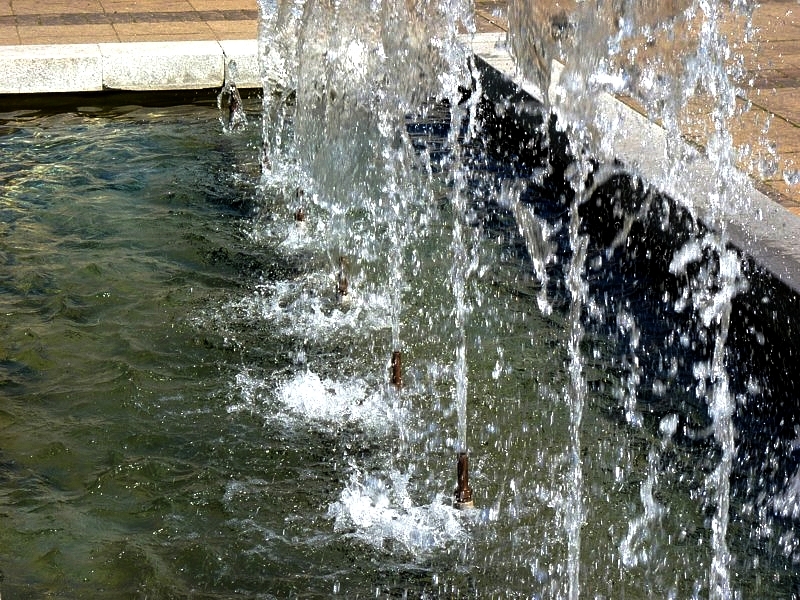 Fontaines de Metz / La place Saint-Thiébault...