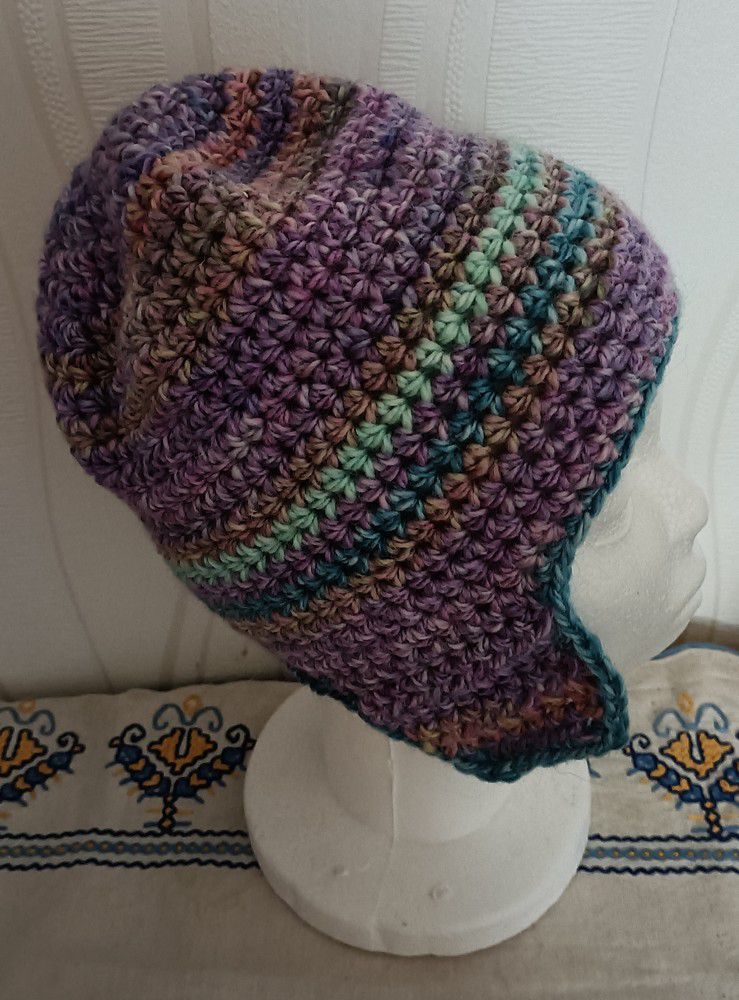 Echarpe et bonnet péruvien assortis...