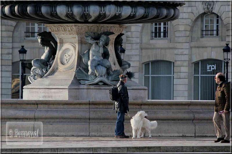 Bordeaux Place de la Bourse fontaine des Trois Grâces