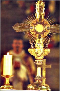 Lourdes : La tente de l'adoration