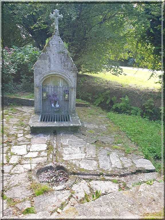 984 - Chapelle de Kerinec à Poullan-sur-mer  (29S)