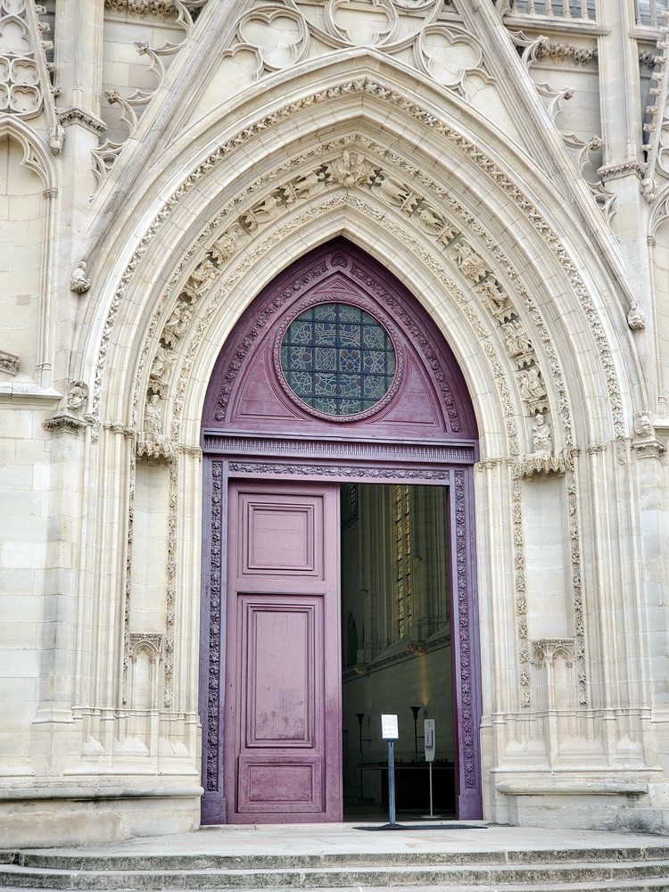 Le porche d'entrée