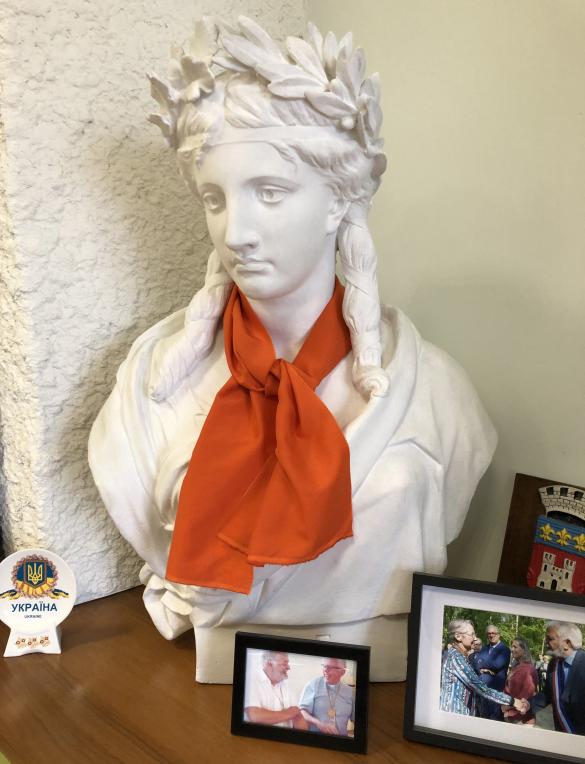 Le Zonta Club de Châtillon-sur-Seine a orangé la ville !