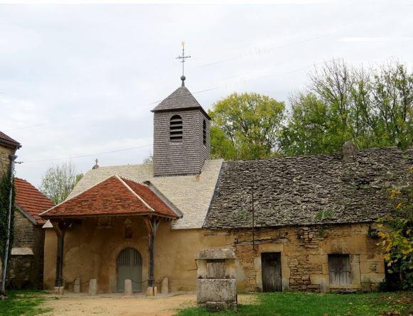 La chapelle d’Esmorots, hameau de Fontaine en Duesmois, enfin restaurée, a été ouverte aux visiteurs avec "Un jour, une église"…