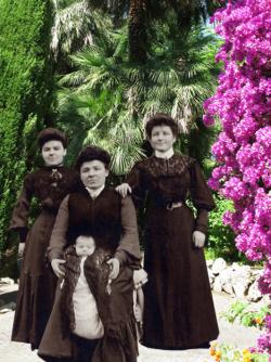 Tante Julie *Marie BATTUT* Gd.Mère Poline et Marguerite * 1899