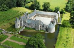 LES REMPARTS DE SAINT-MARTIN-LE-HEBERT (Manche)