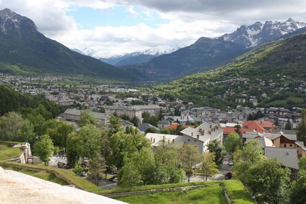 10 Briançon (77)
