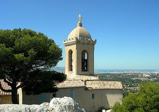 Notre Dame du Château et ses abords (5)