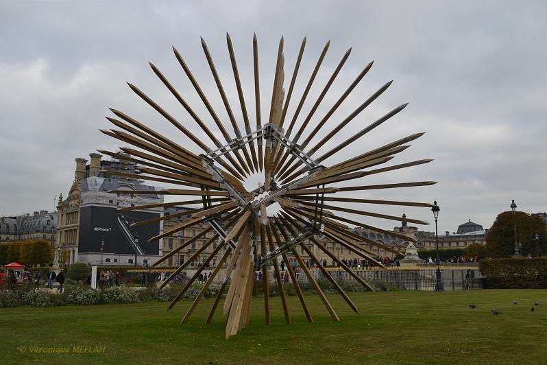 Jardin des Tuileries : FIAC 2016 : "Les injonctions Paradoxales" de Vincent Mauger