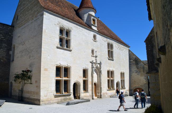 ☻ Escapade en Bourgogne avec Arlette : 3) Le château de Châteauneuf-en-Auxois