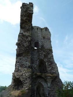 LES REMPARTS DE REGNEVILLE-SUR-MER (Manche)
