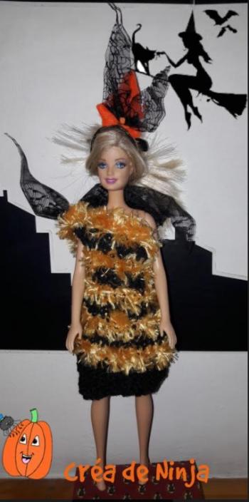 Barbie fête Halloween grâce à Janine ( Ninja)