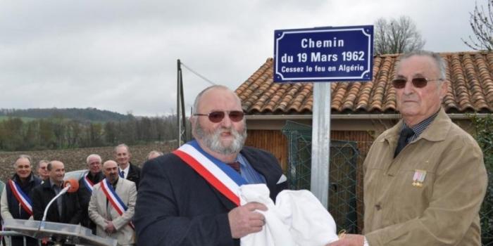 Cressac-Saint-Genis (Charente)  Un chemin du 19-Mars-1962 inauguré *** Un petit sujet destiné au maire de Béziers...