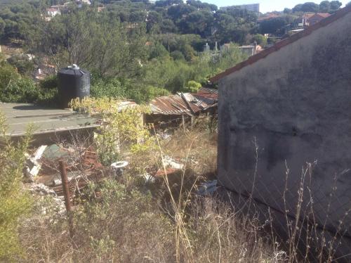 Maison inaccessible en milieu urbain