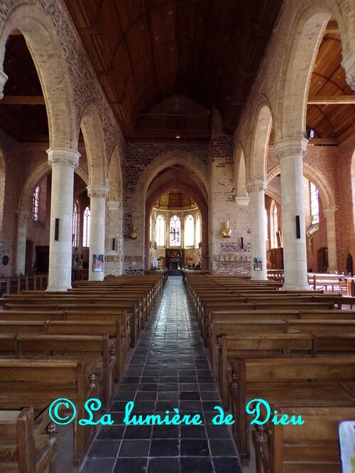 Esquelbecq, l'église Saint Folquin